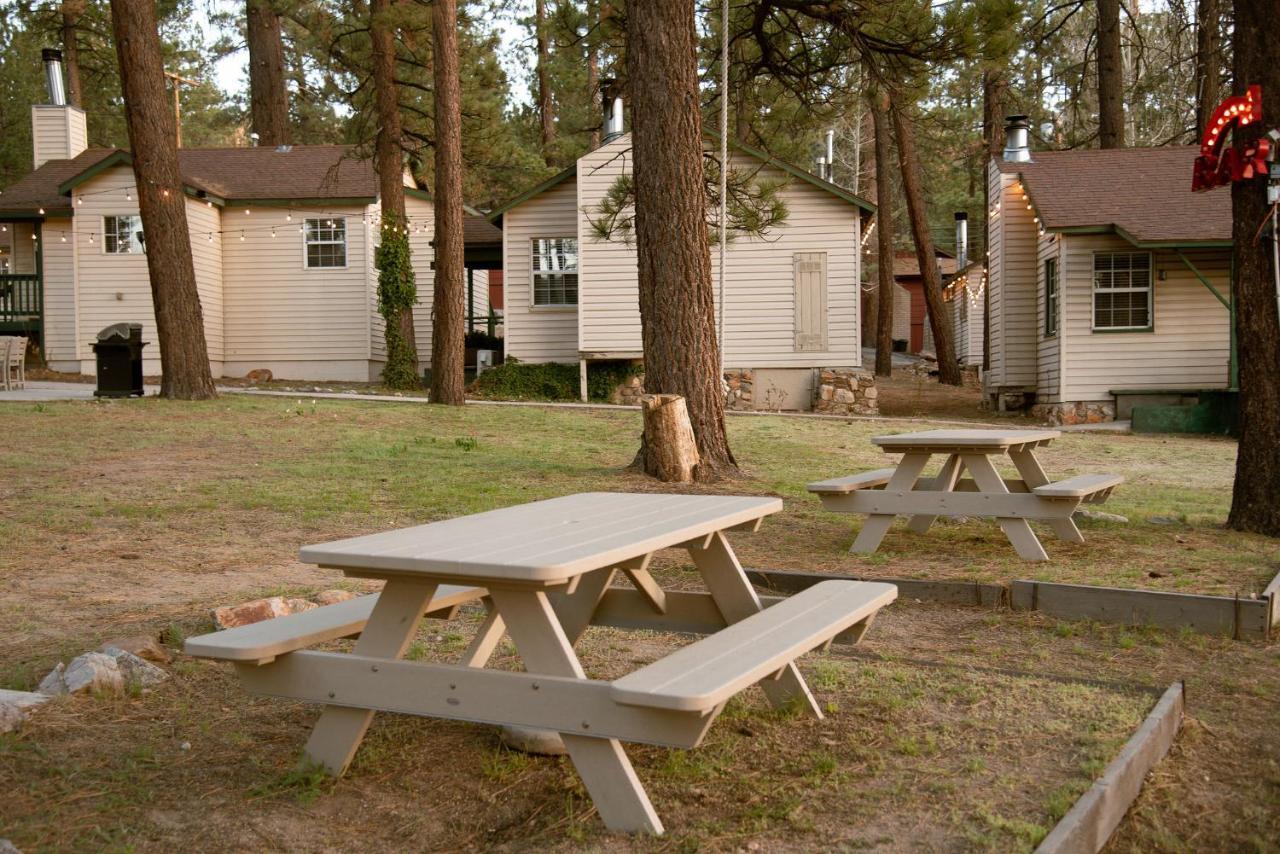 莱克伍德小屋旅馆 大熊湖 外观 照片