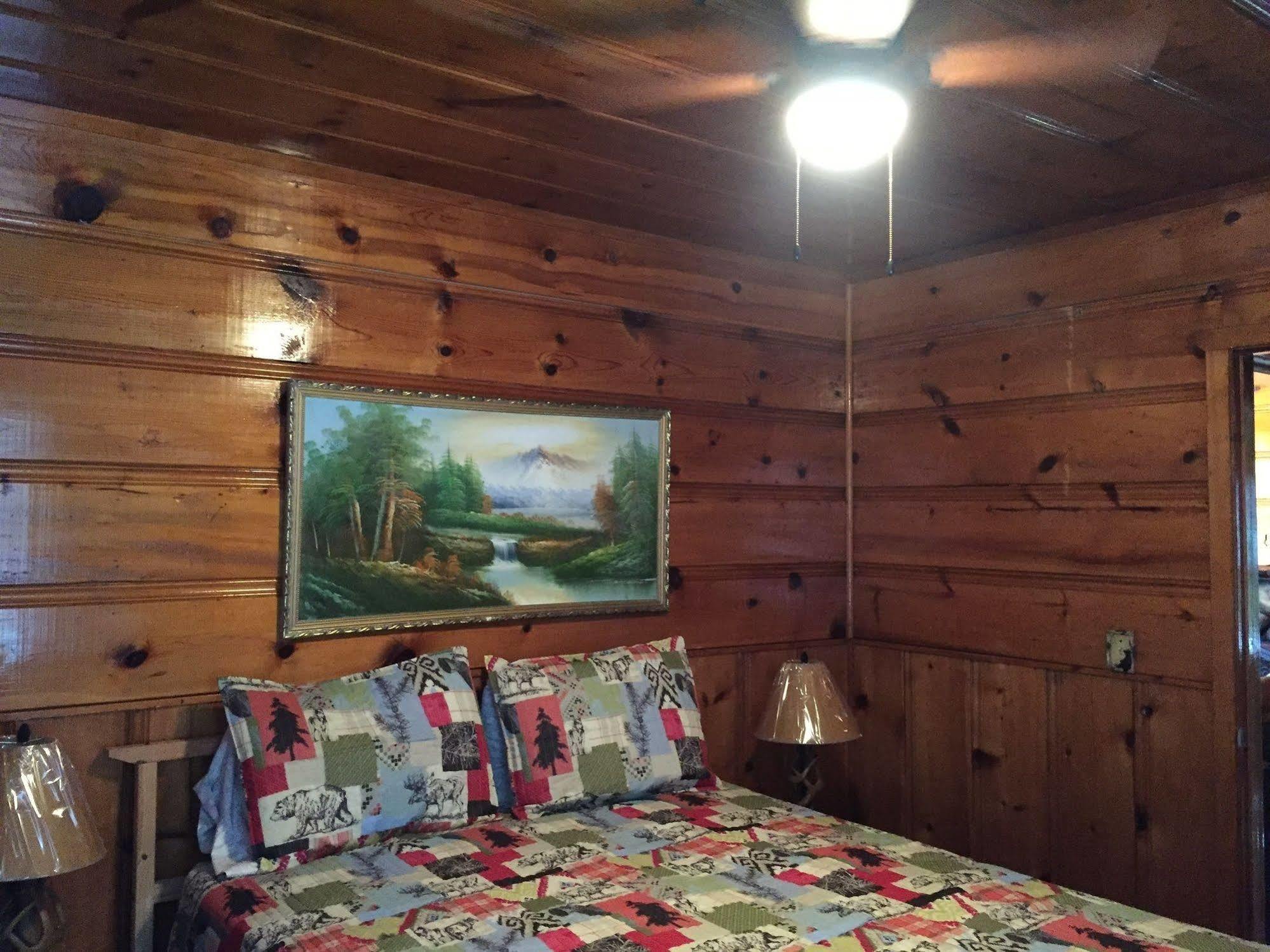 莱克伍德小屋旅馆 大熊湖 外观 照片